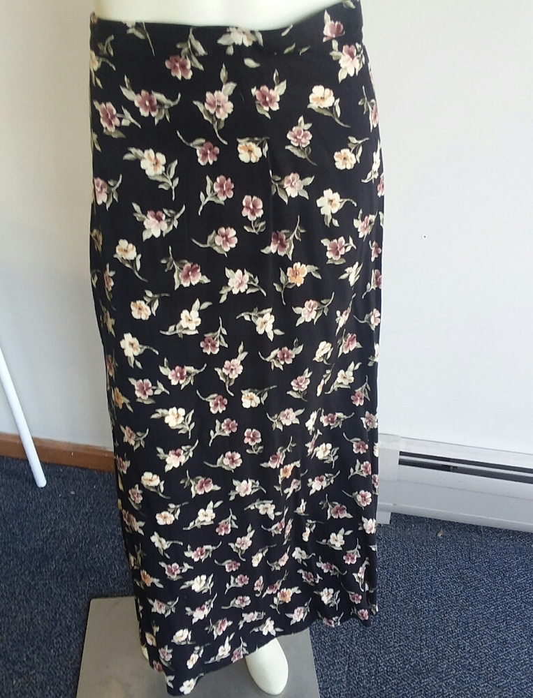 Women's long skirt